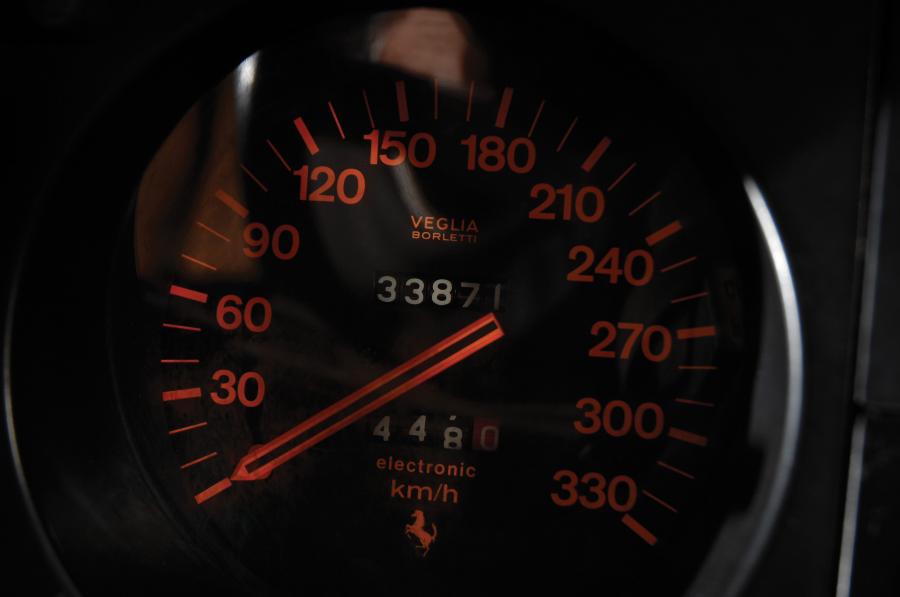  Ferrari 512 BB 1976 года  (фото 23 из 52)
